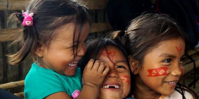 Teach youngsters from the indigenous Kichwa tribe in the Peruvian Amazon